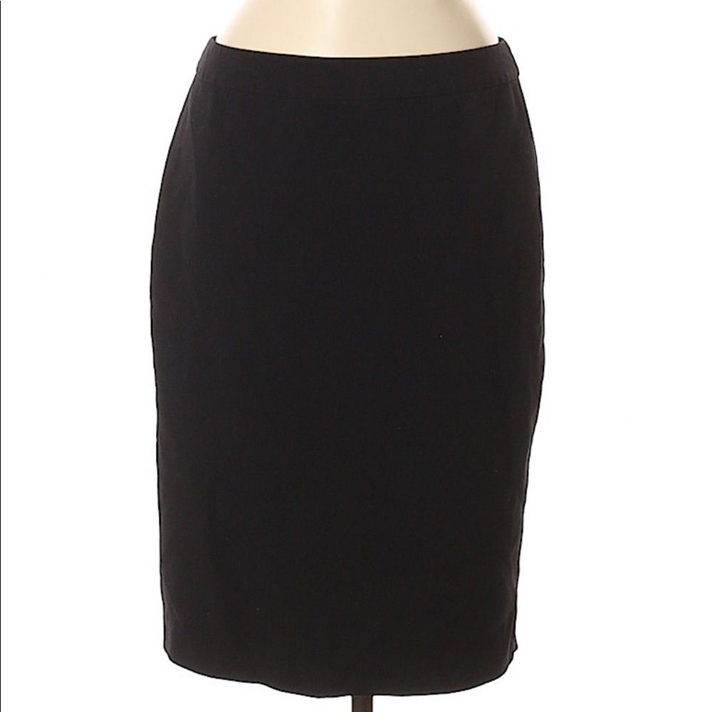 EUC Jones & Co Stretch Black Skirt